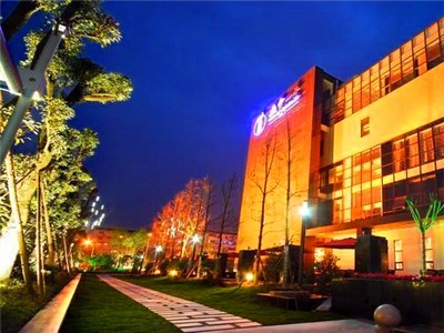 成都草坪婚禮 成都草坪婚禮