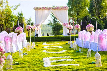 成都三圣鄉草坪婚禮