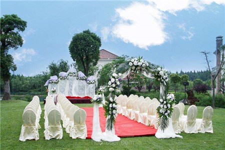 成都三圣鄉草坪婚禮