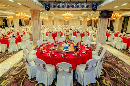 成都酒店辦婚宴 成都酒店辦婚宴